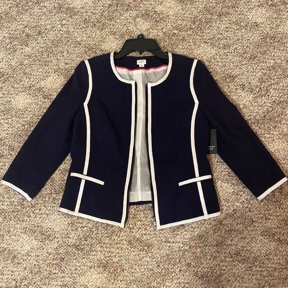 Crown & Ivy navy and white zip jacket, size small, new with tags!!